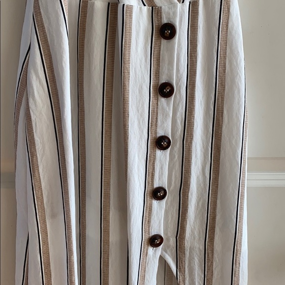 Adorable Summer dress - Picture 3 of 9